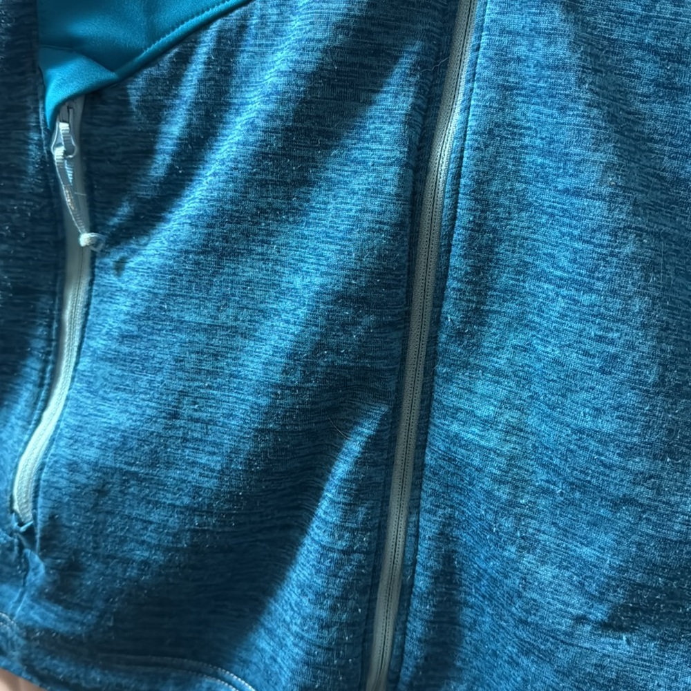 Under Armour Jacket - Picture 4 of 6